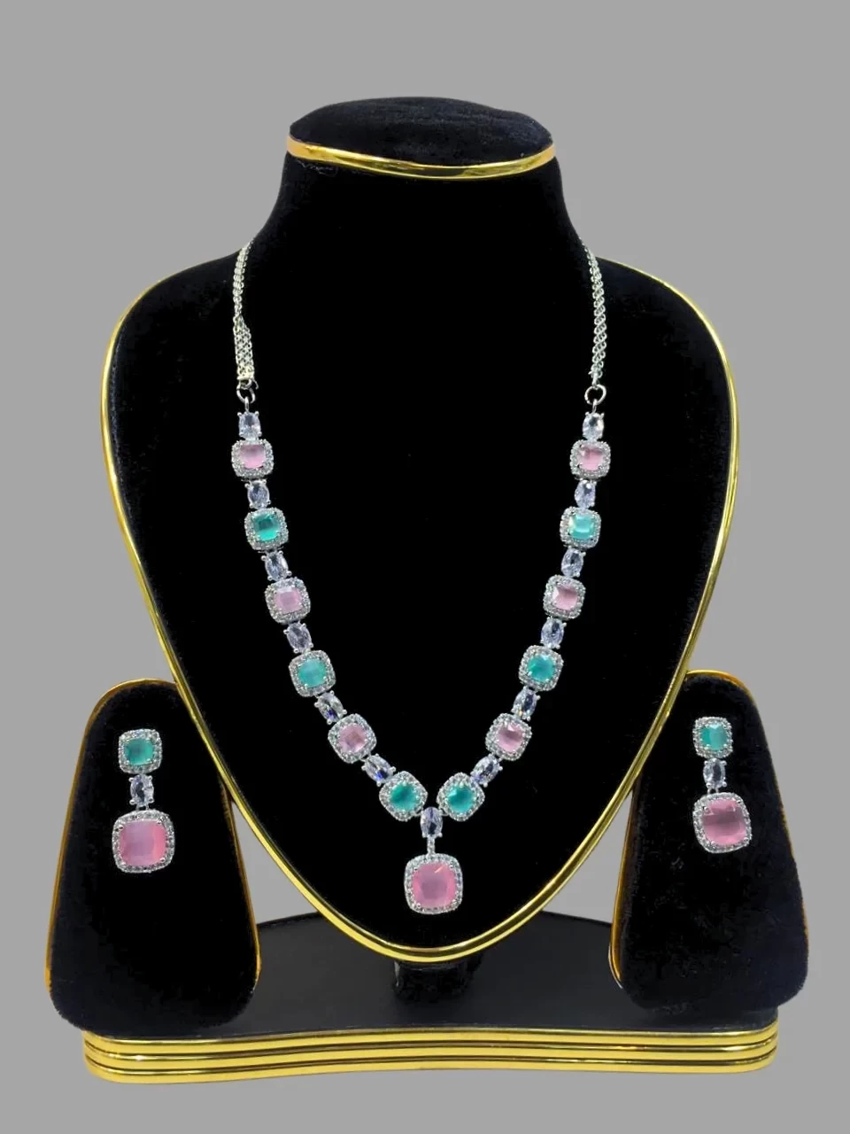 AD Monalisa Stone Diamond Necklace set