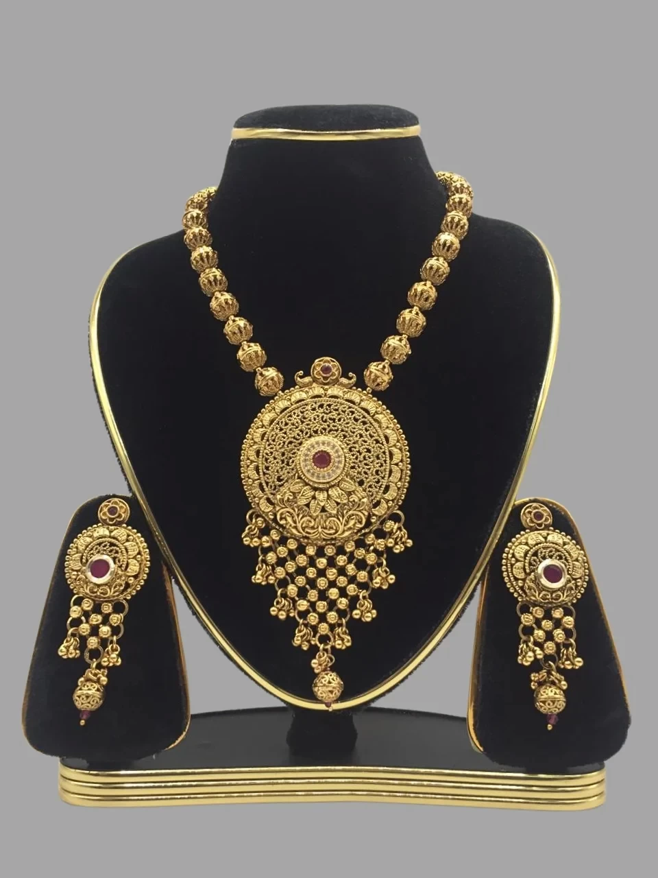 Ethnic Necklace Set With Heavy Work
